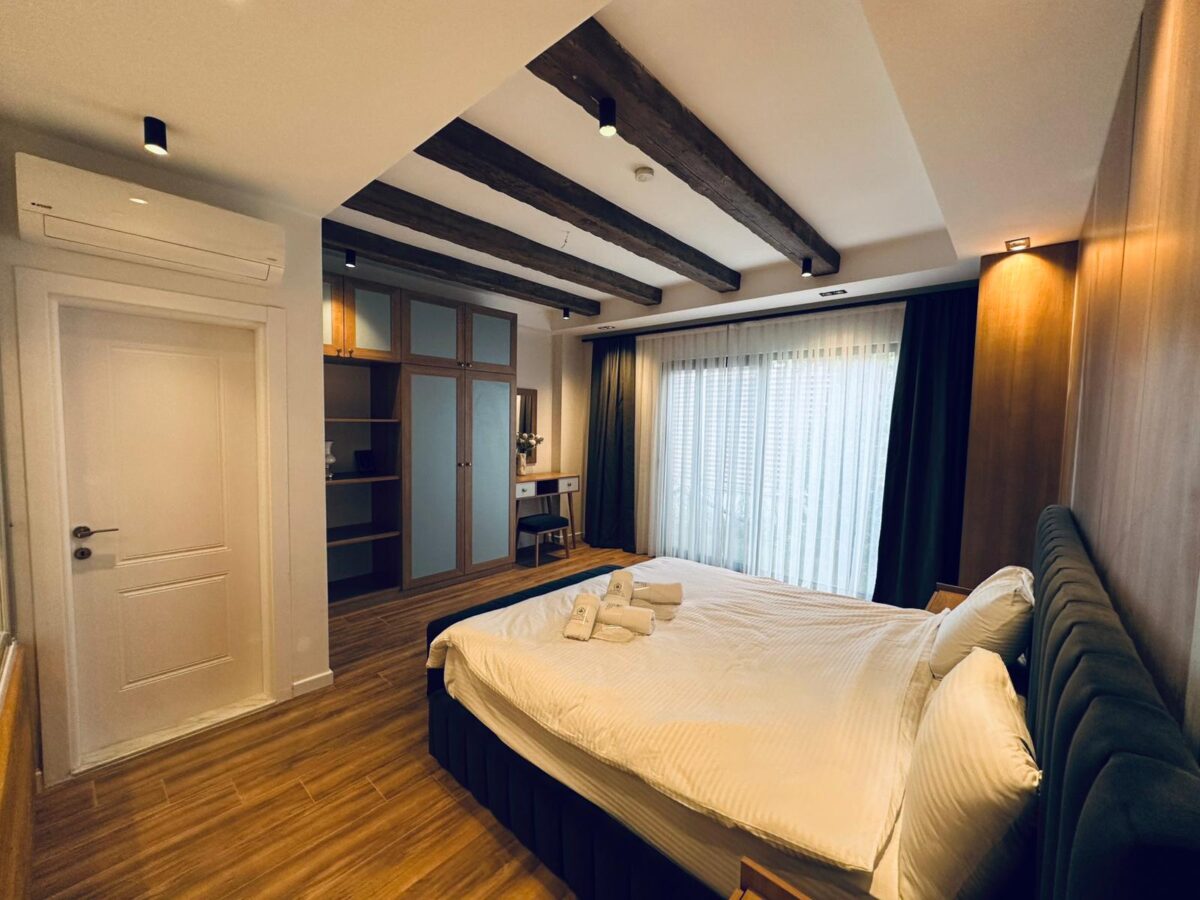 Sapanca kapalı havuzlu villa